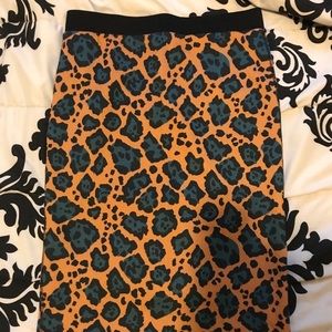TopShop Leopard Skirt - Size 6
